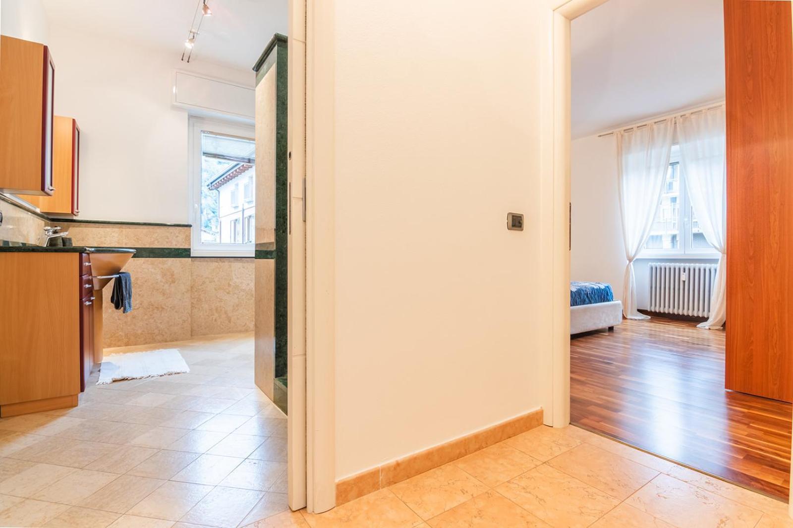 デルヴィオCasa Lellaアパートメント エクステリア 写真